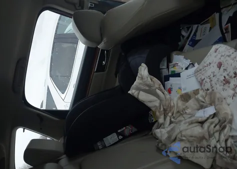 2019 Honda Cr-V Touring z USA, uszkodzony, nr VIN 5J6RW1H92KL004111